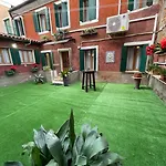 King's Garden * Venezia
