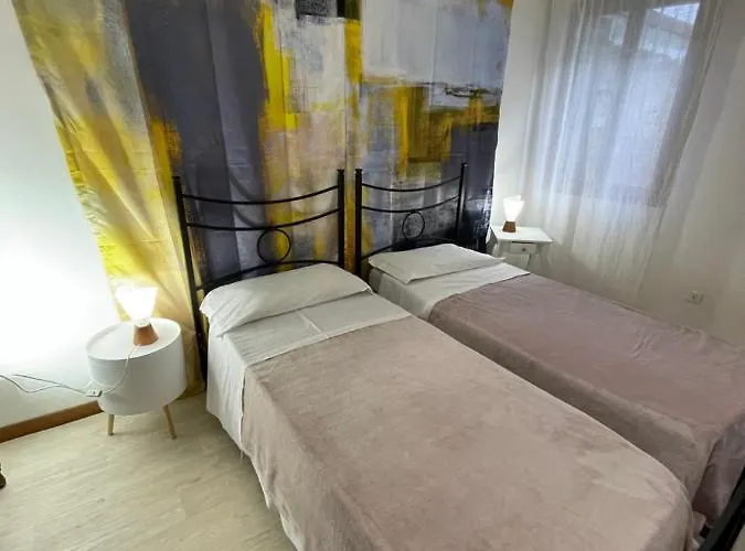 King's Garden Pensión Venecia