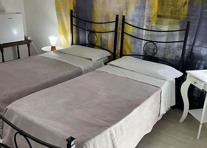 King's Garden Pensión Venecia