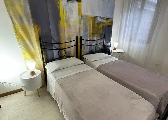 King's Garden Pensión *