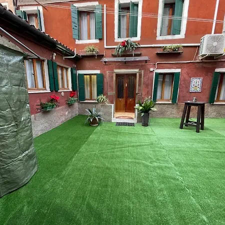 King's Garden Vendégház *