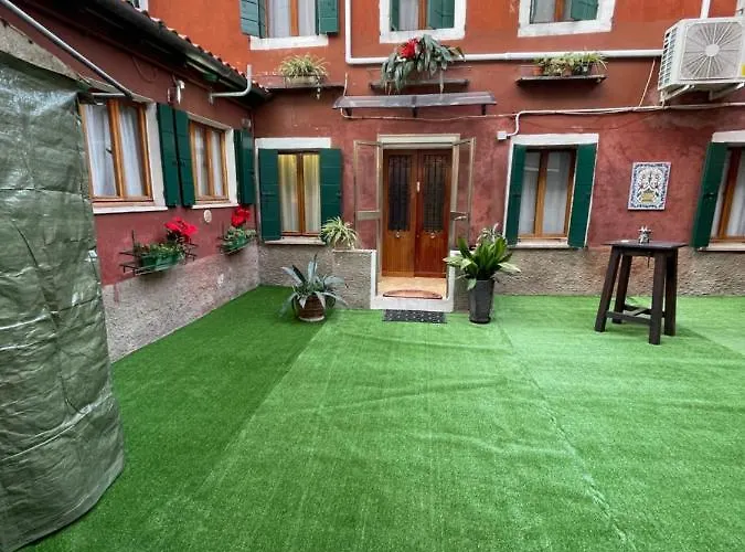 King's Garden 招待所 *